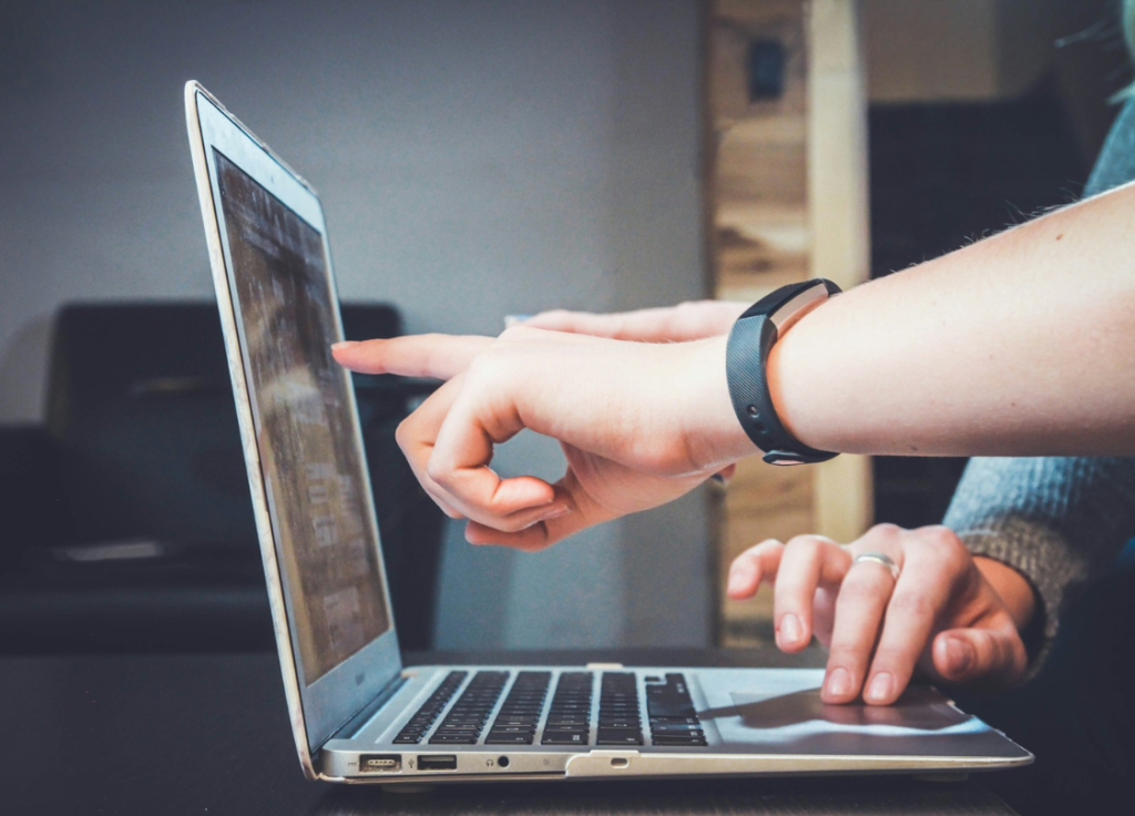 5 أسباب تدفع المؤسسات لاختيار الاستشارات الهندسية من شركة آفاق